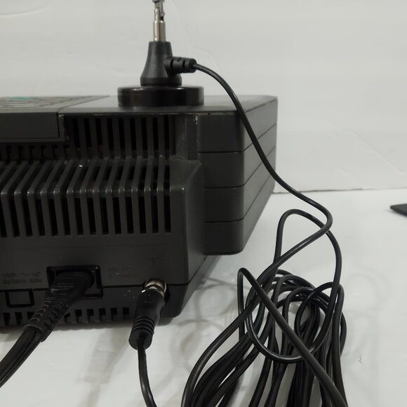 Classic Bose Wave Radio Black with Remote Upgrade Kit FM Antenna, Bluetooth Kit - Picture 6 of 8